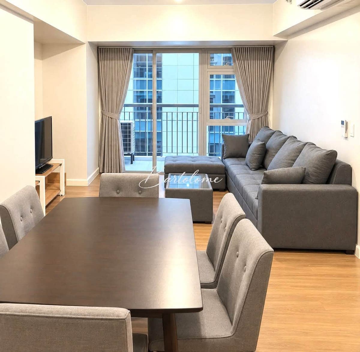 FOR RENT - photo 1