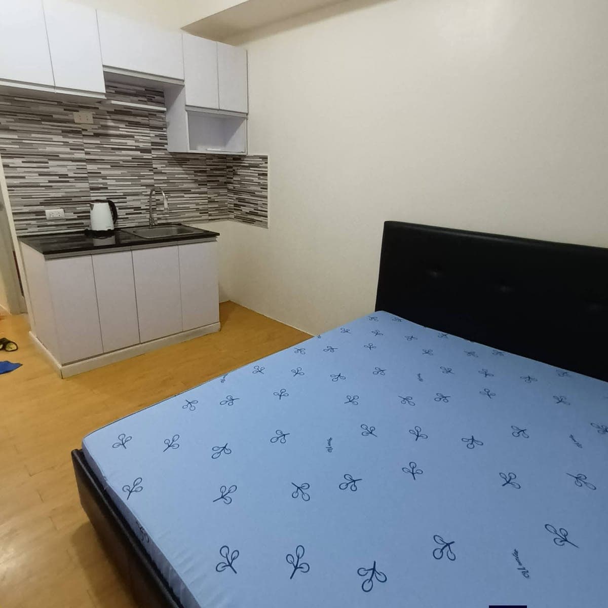 For Rent Studio Unit ! - photo 1