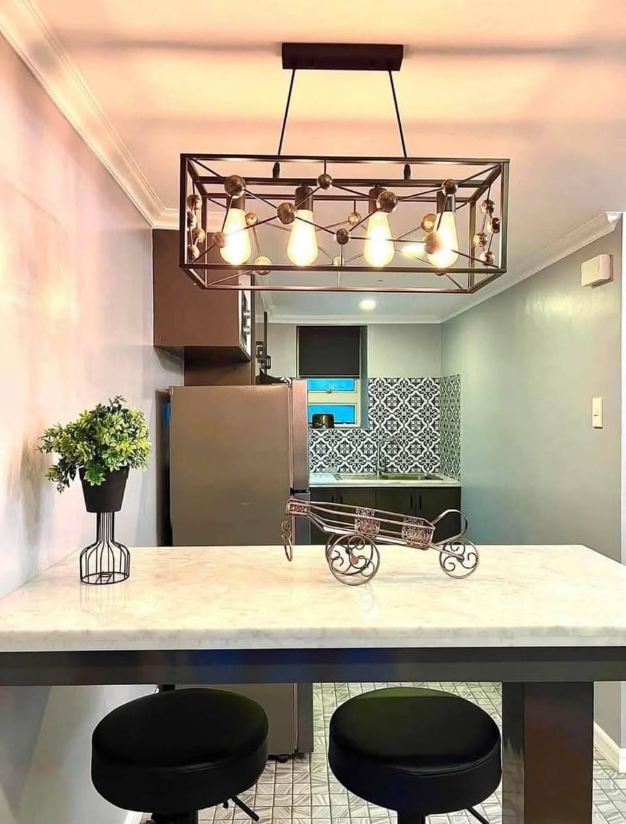 FOR RENT: PRIME TOWER SUITES - photo 1