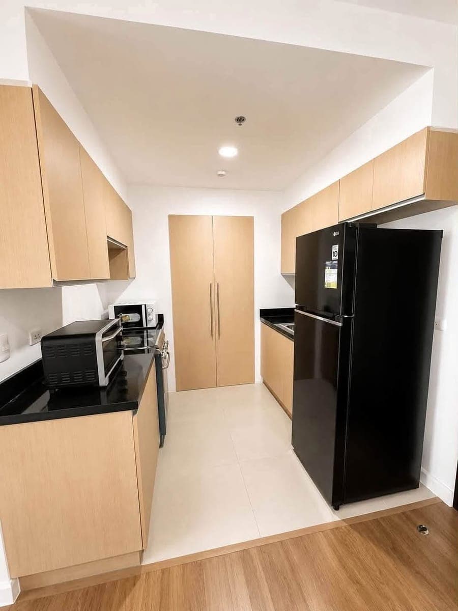 FOR RENT: THE VERANDA 1 BEDROOM (Direct) - photo 1