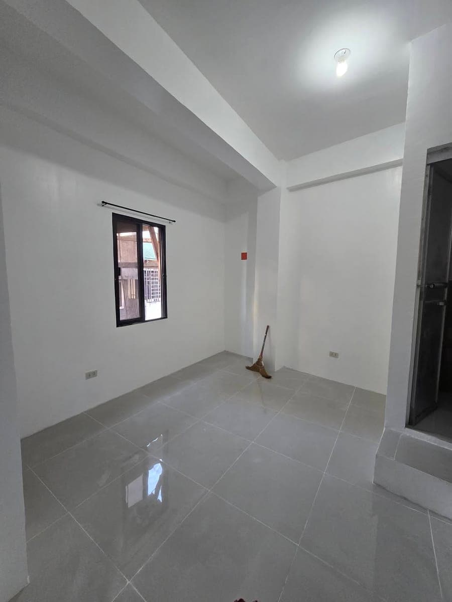 Studio Unit Available on Oct.29,2026 - photo 1