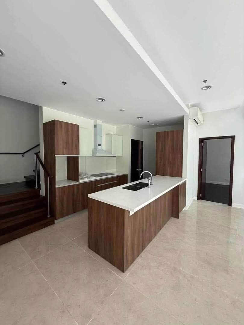 FOR RENT : ARBOR LANES 3BR GARDEN VILLA - photo 1