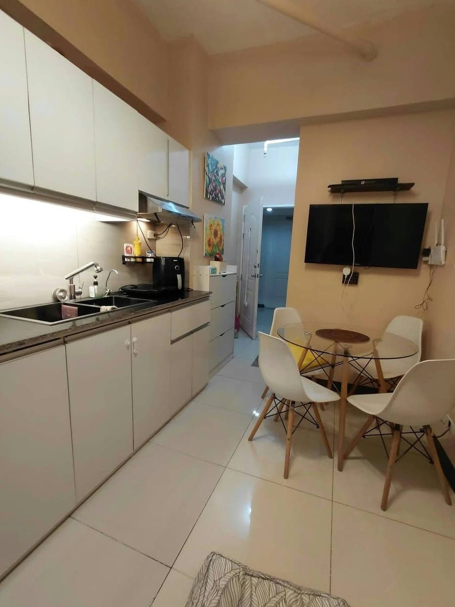 1 BEDROOM FULLY FURNISHED UNIT FOR RENT - photo 1