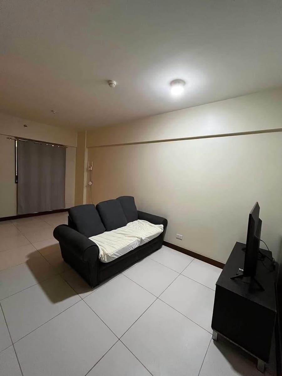 โฑ25K MONTHLY | PET-FRIENDLY 2-BEDROOM WITH BALCONY UNIT AT MULBERRY PLACE - photo 1