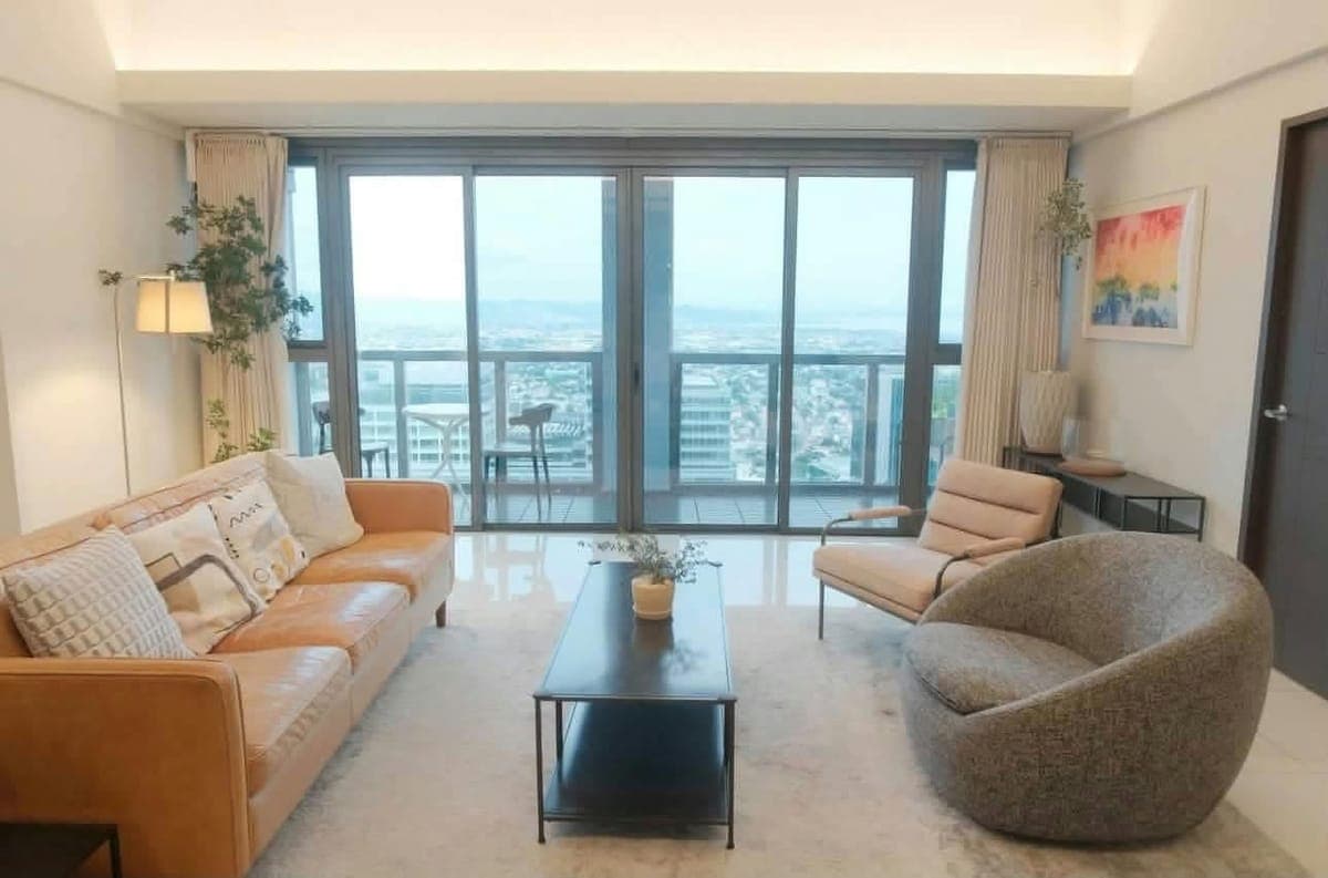 LUXURY PENTHOUSE FOR RENT | UPTOWN RITZ RESIDENCES, BGC - photo 1