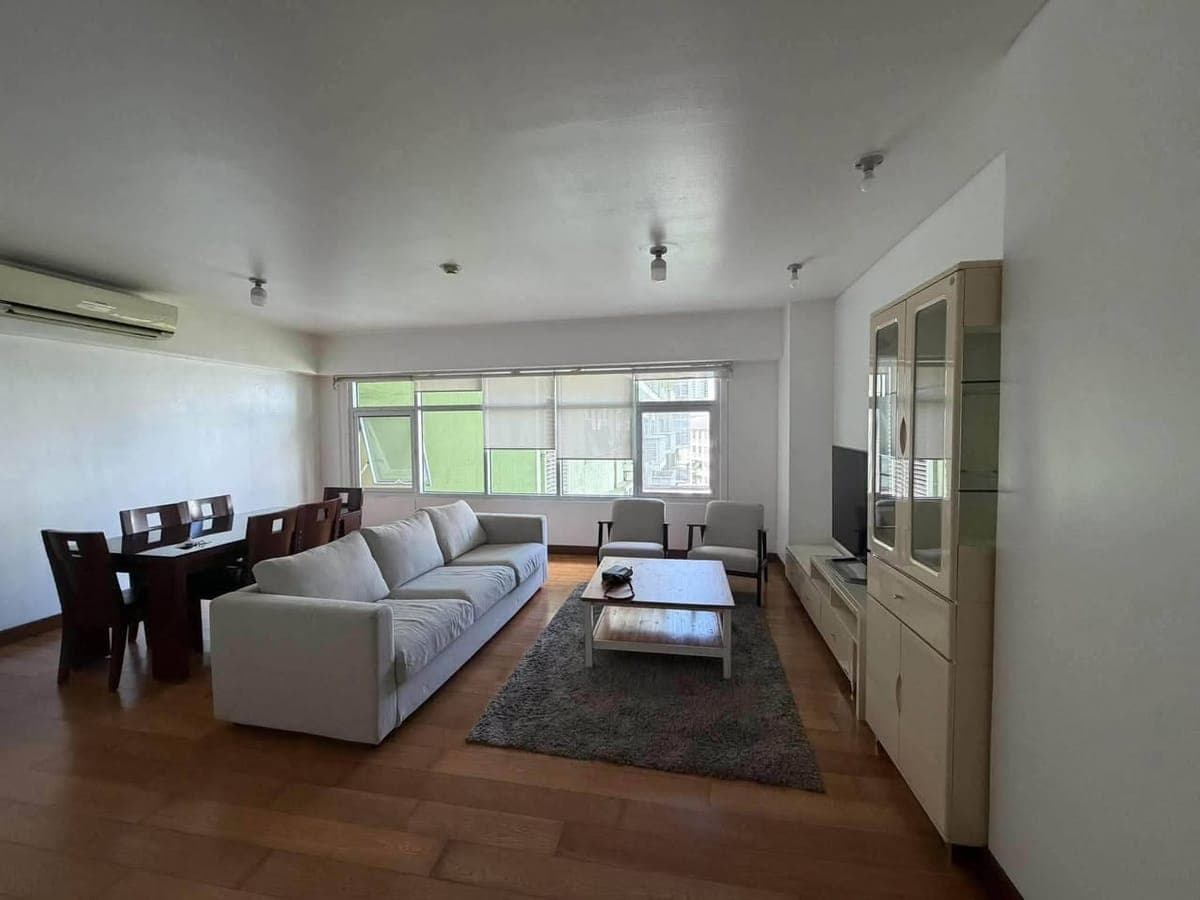 🏡 FOR RENT – One Serendra, Jasmine Tower - photo 1