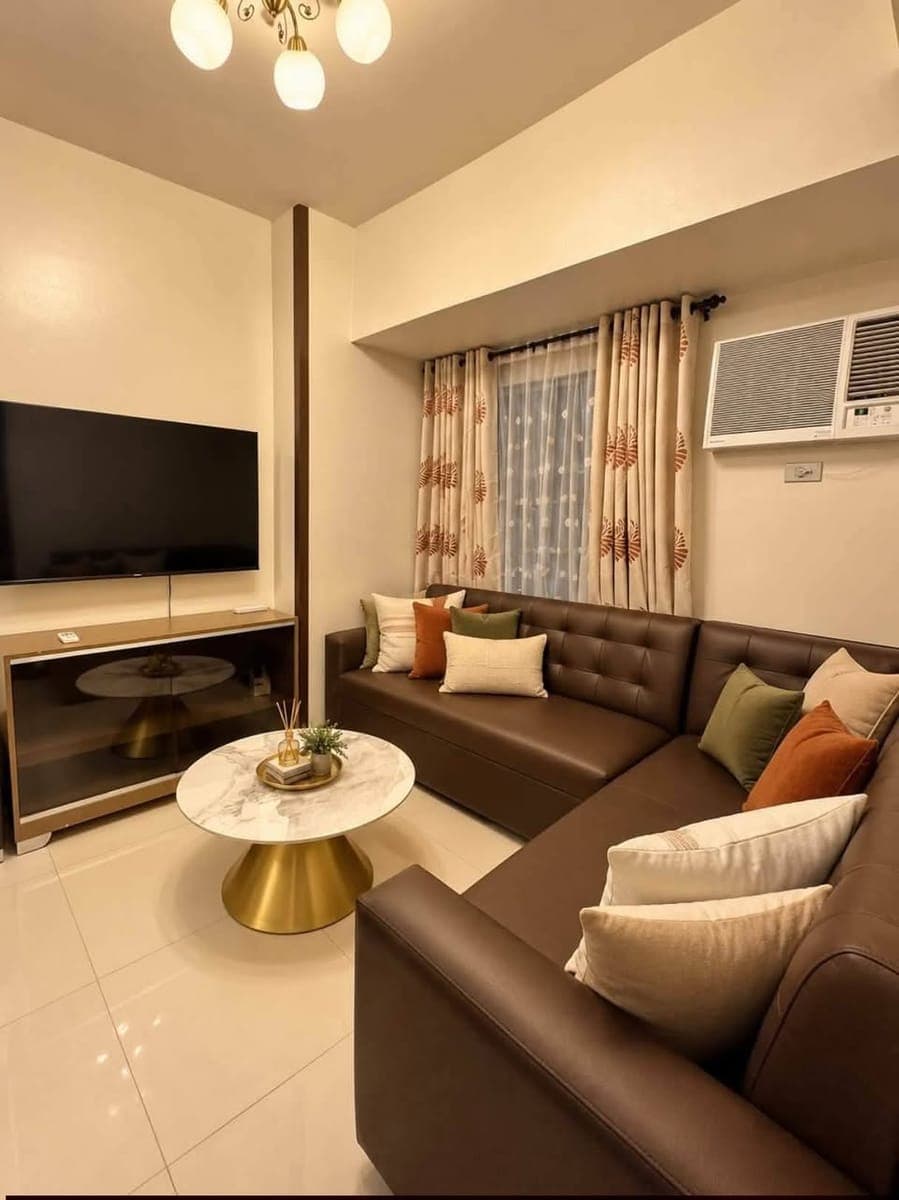 SPACIOUS 1BEDROOM CONDO UNIT FOR RENT/SALE. - photo 1