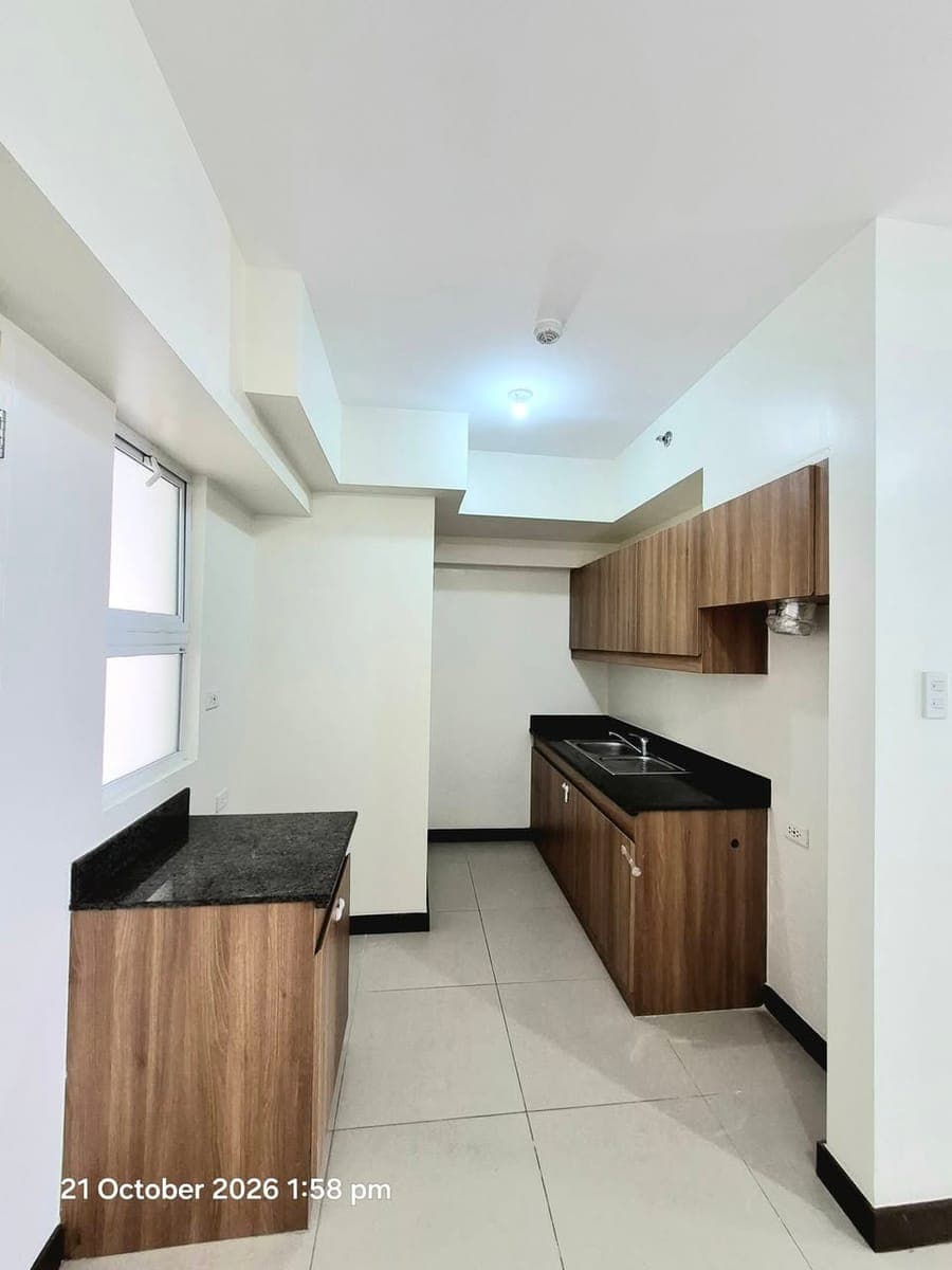 š DMCI Condo for Rent - photo 1