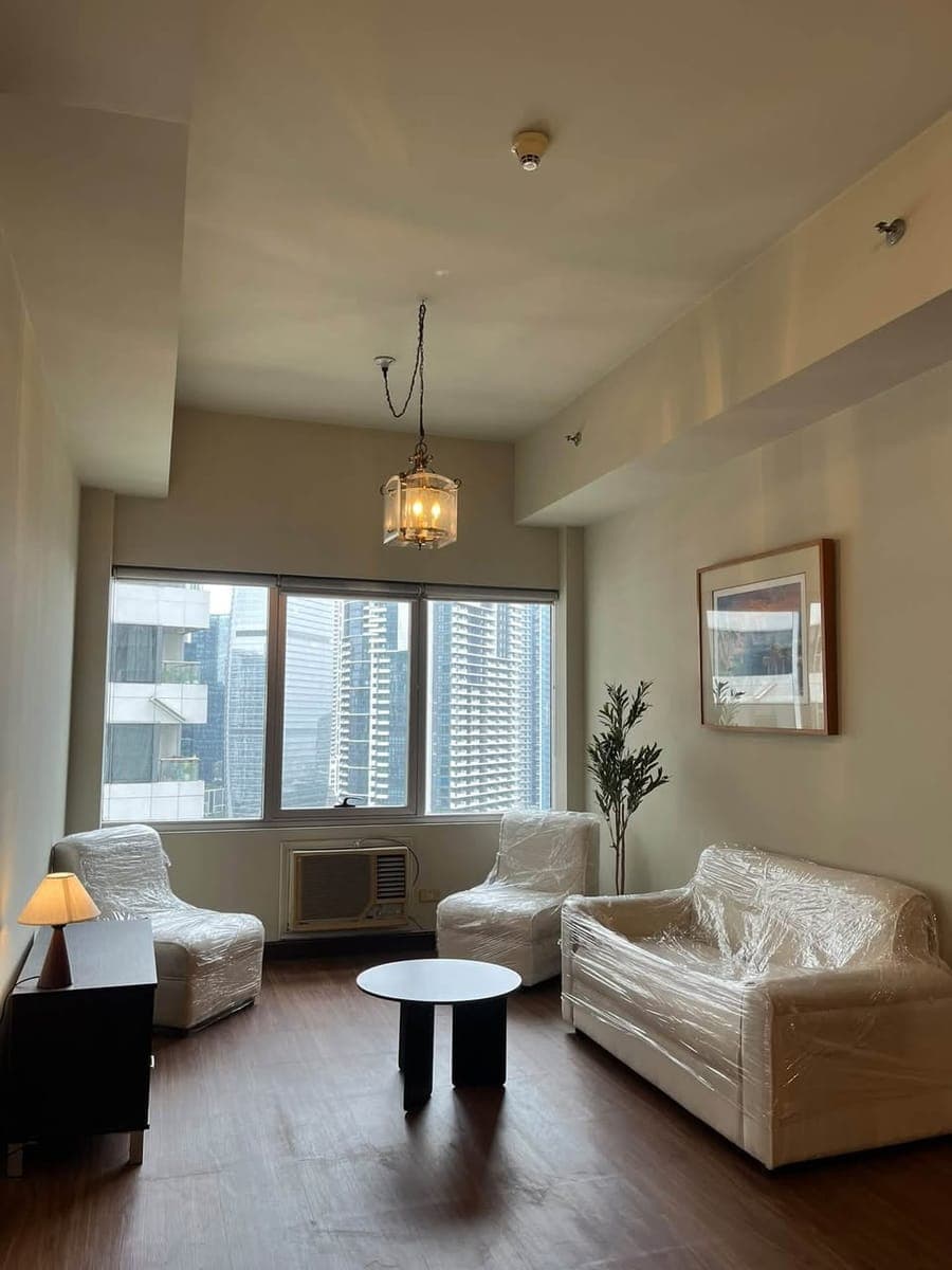 FOR LEASE: Fully furnished 2 Bedroom unit at Fairways Tower, BGC - photo 1