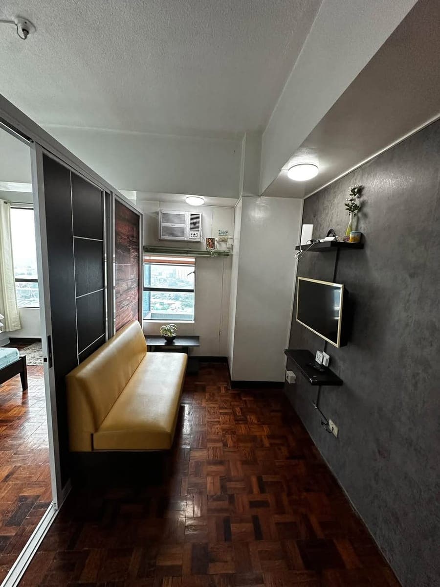1BR/studio unit FOR RENT Garden Heights/Quezon City - photo 1