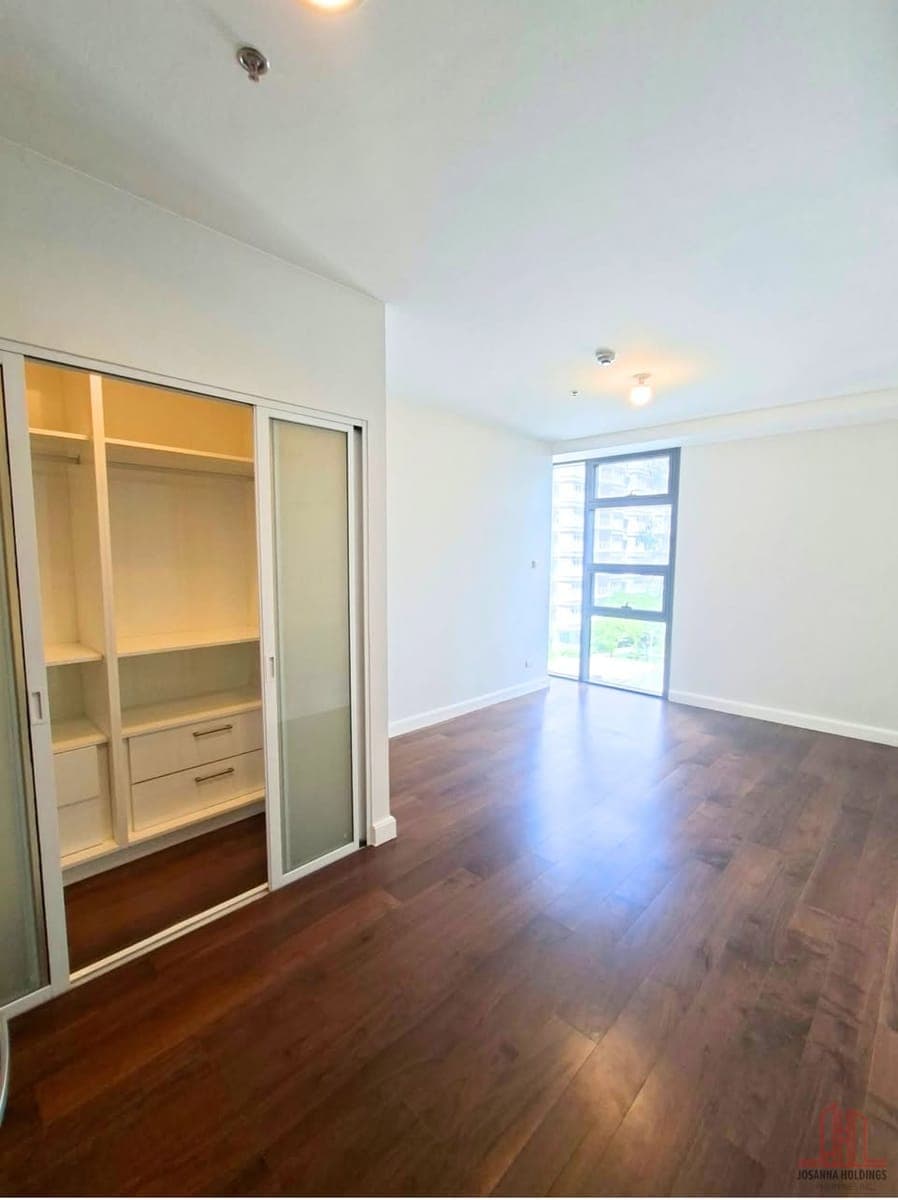 **🏷 FOR LEASE - Arbor Lanes** - photo 1