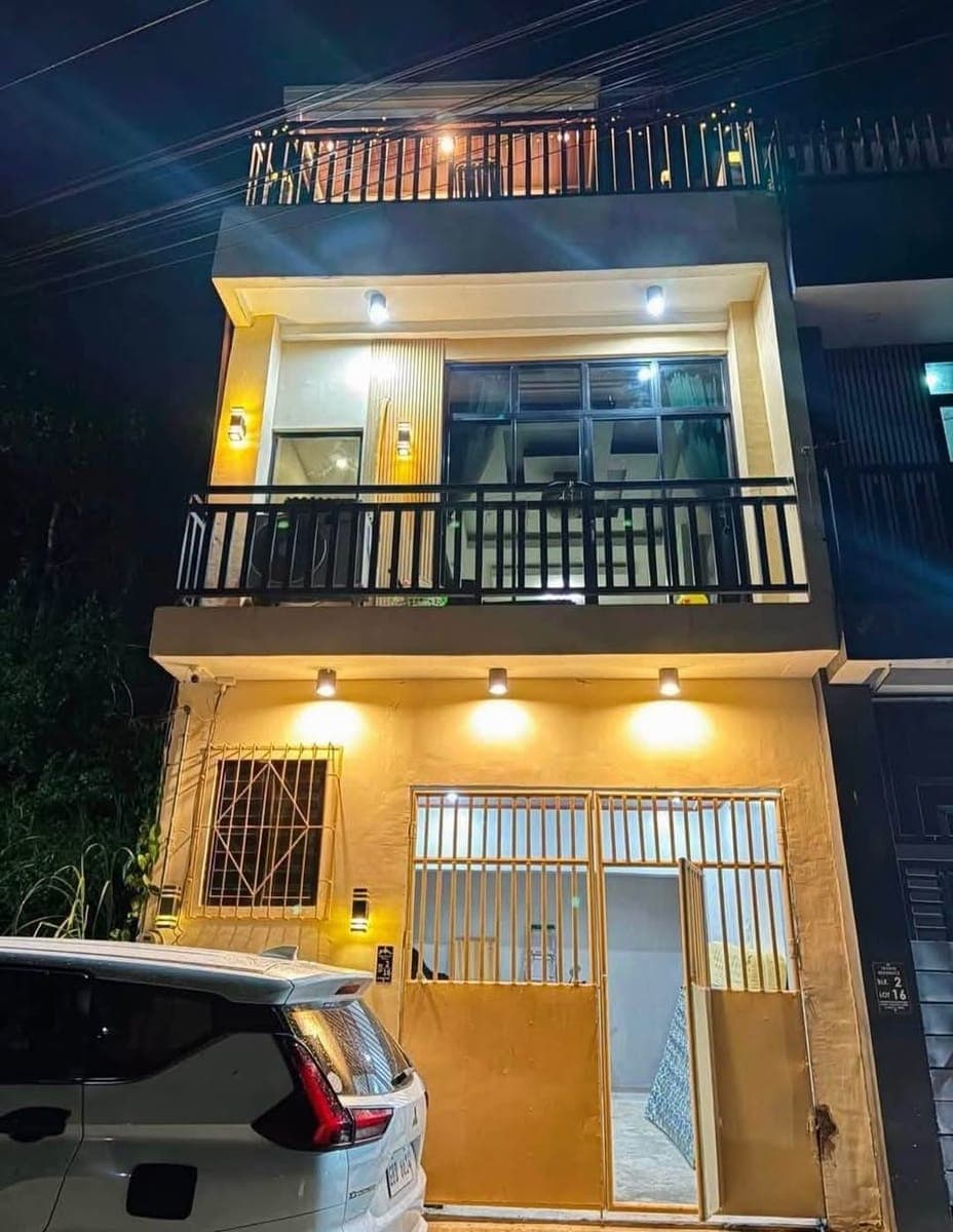 โผ๏ธ FOR RENT: Fully Furnished 4 storey House โผ๏ธ - photo 1