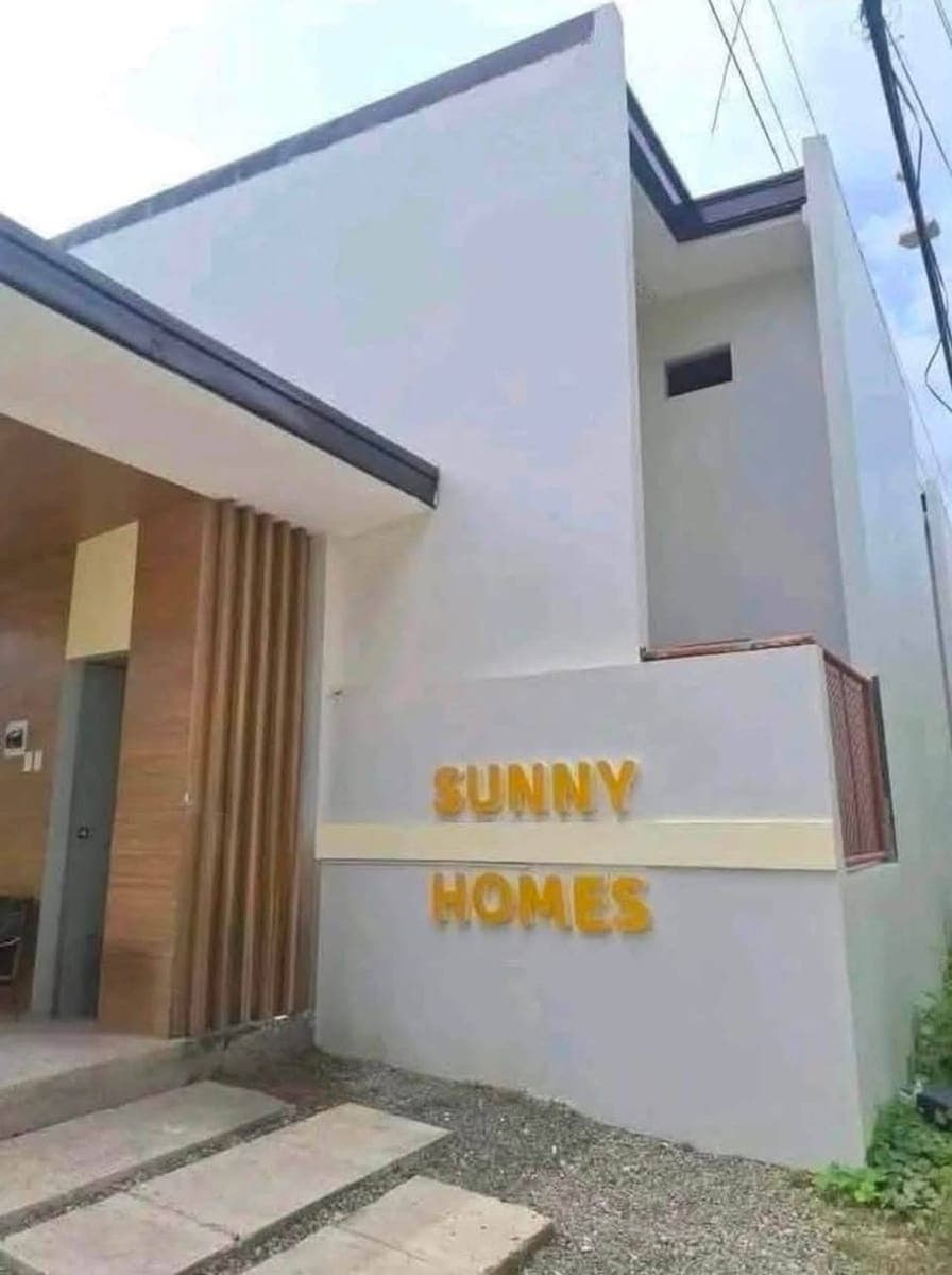 Townhouse FOR RENT โ Sunny Homes - photo 1