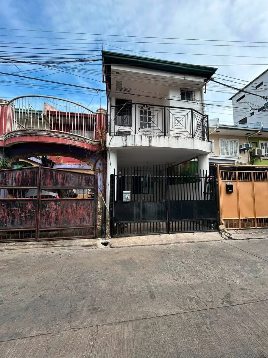 HOUSE FOR RENT - photo 1
