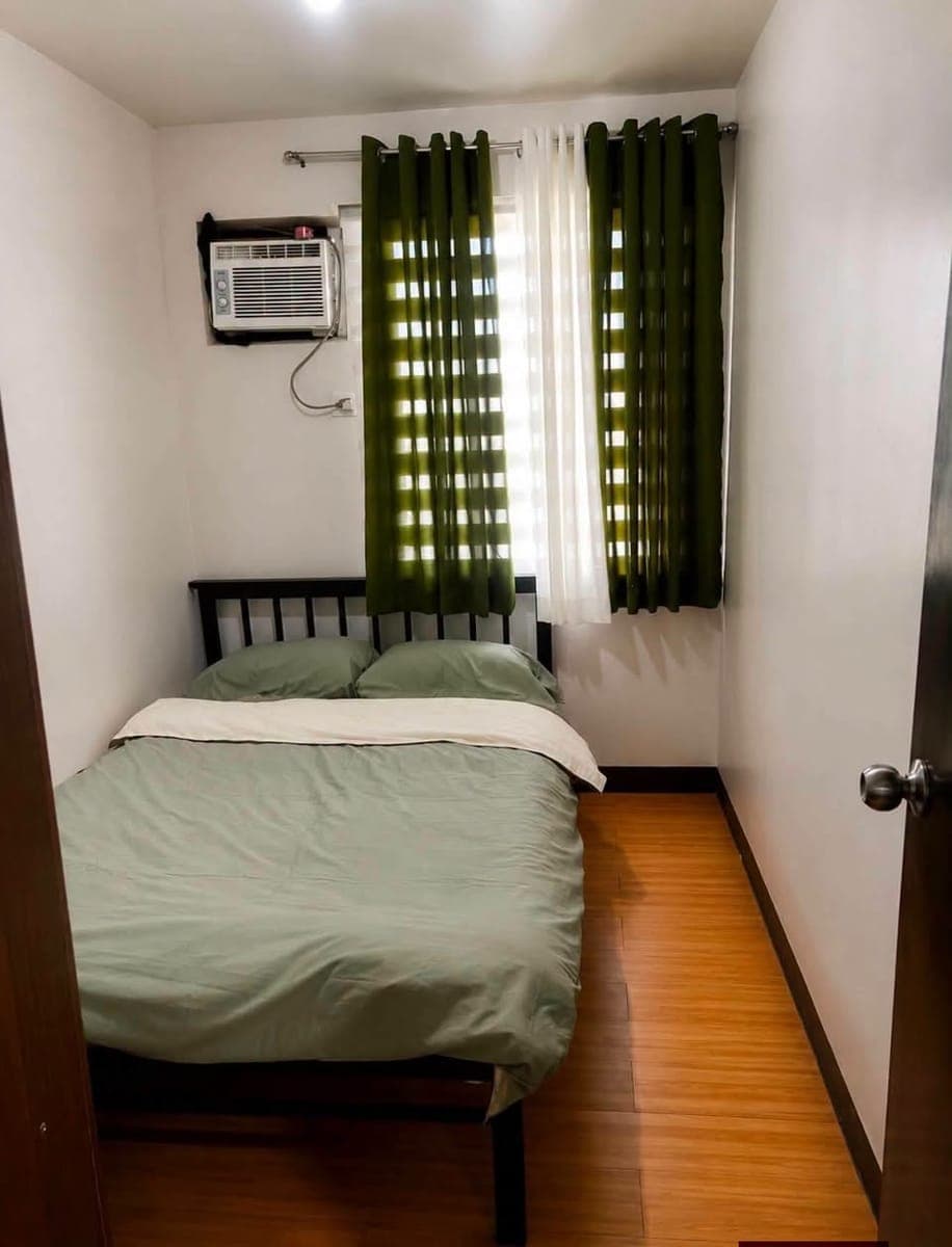 2 Bedrooms Condo for Rent - photo 1