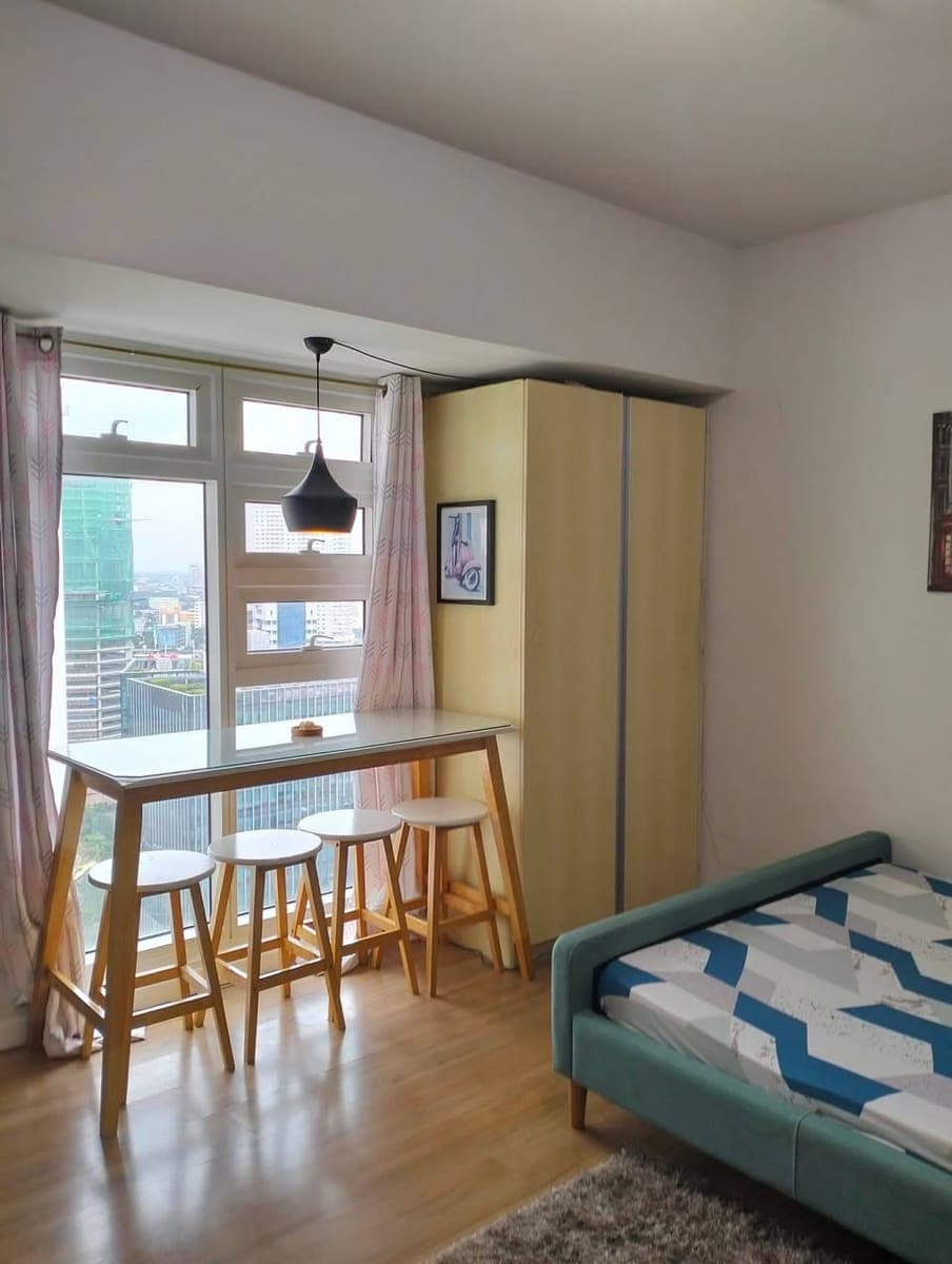 Solinea Studio for Rent - photo 1