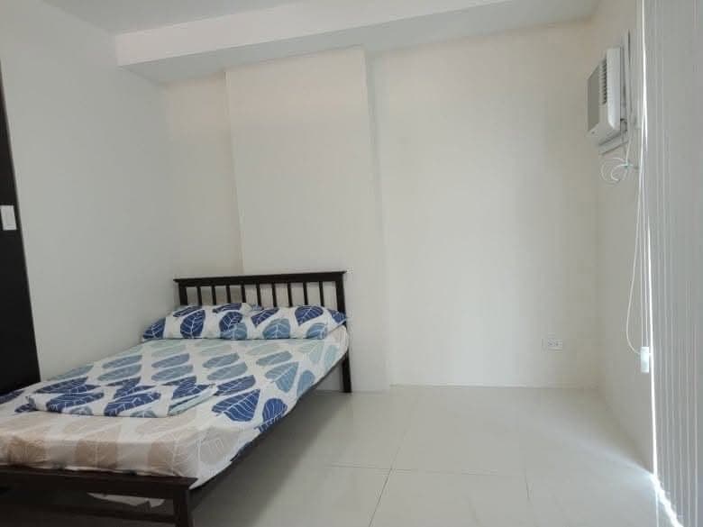 Bamboo Bay Studio for Rent- 16k only! (near Ayala, SM City and IT PARK) - photo 1