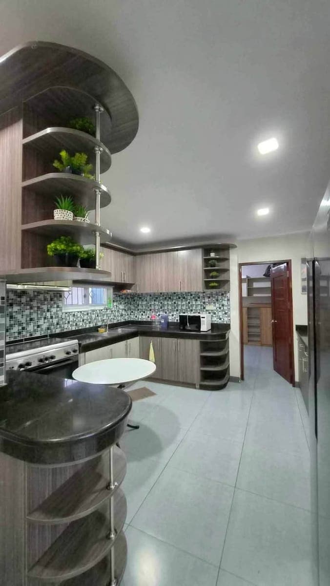 AGRO MACRO MANDAUE HOUSE FOR RENT - photo 1