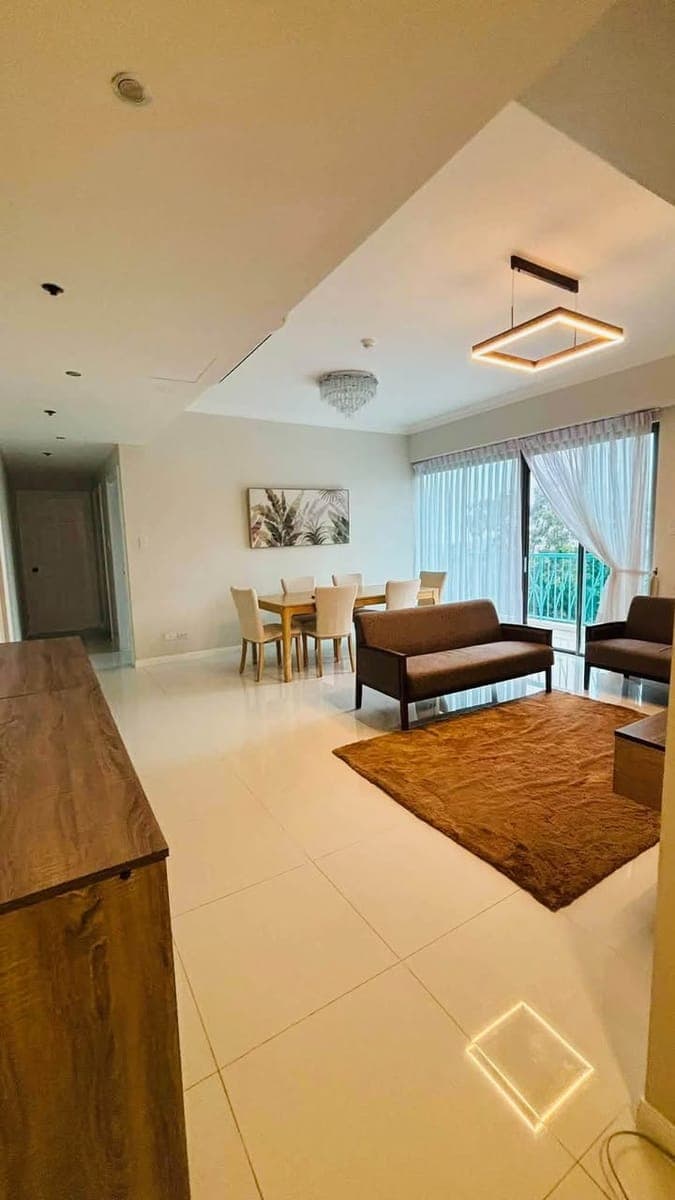 ๐ก FOR RENT | 2-Bedroom Condominium Unit - photo 1