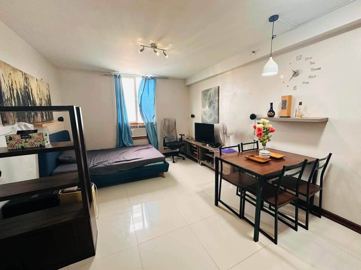 š STUDIO UNIT FOR RENT - photo 1