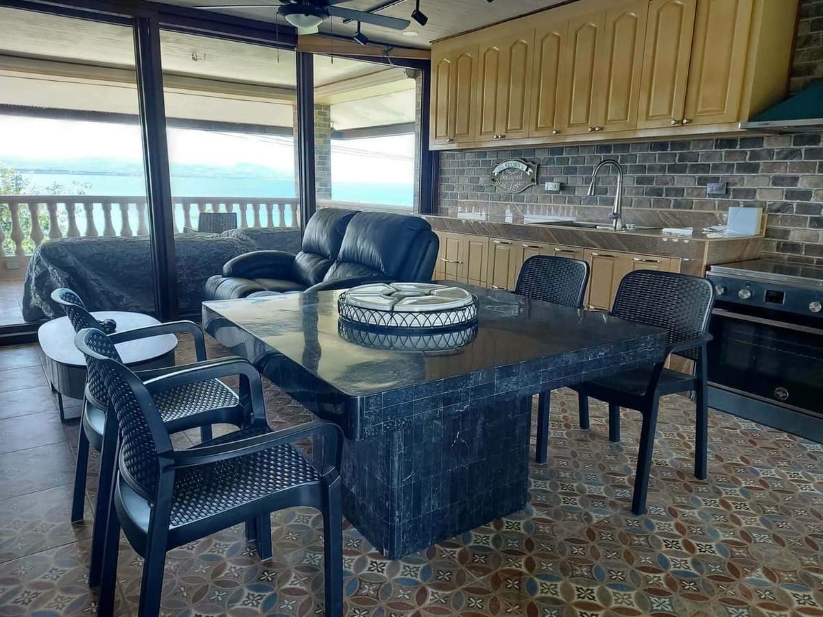 🏝️✨ FOR RENT & OPEN FOR SUBLEASE‼️ - photo 1