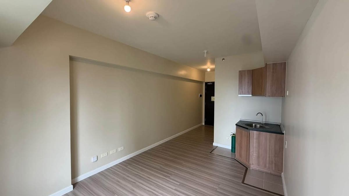 FOR RENT | Bare Studio Unit โ Avida Riala Tower 5 Cebu IT Park - photo 1