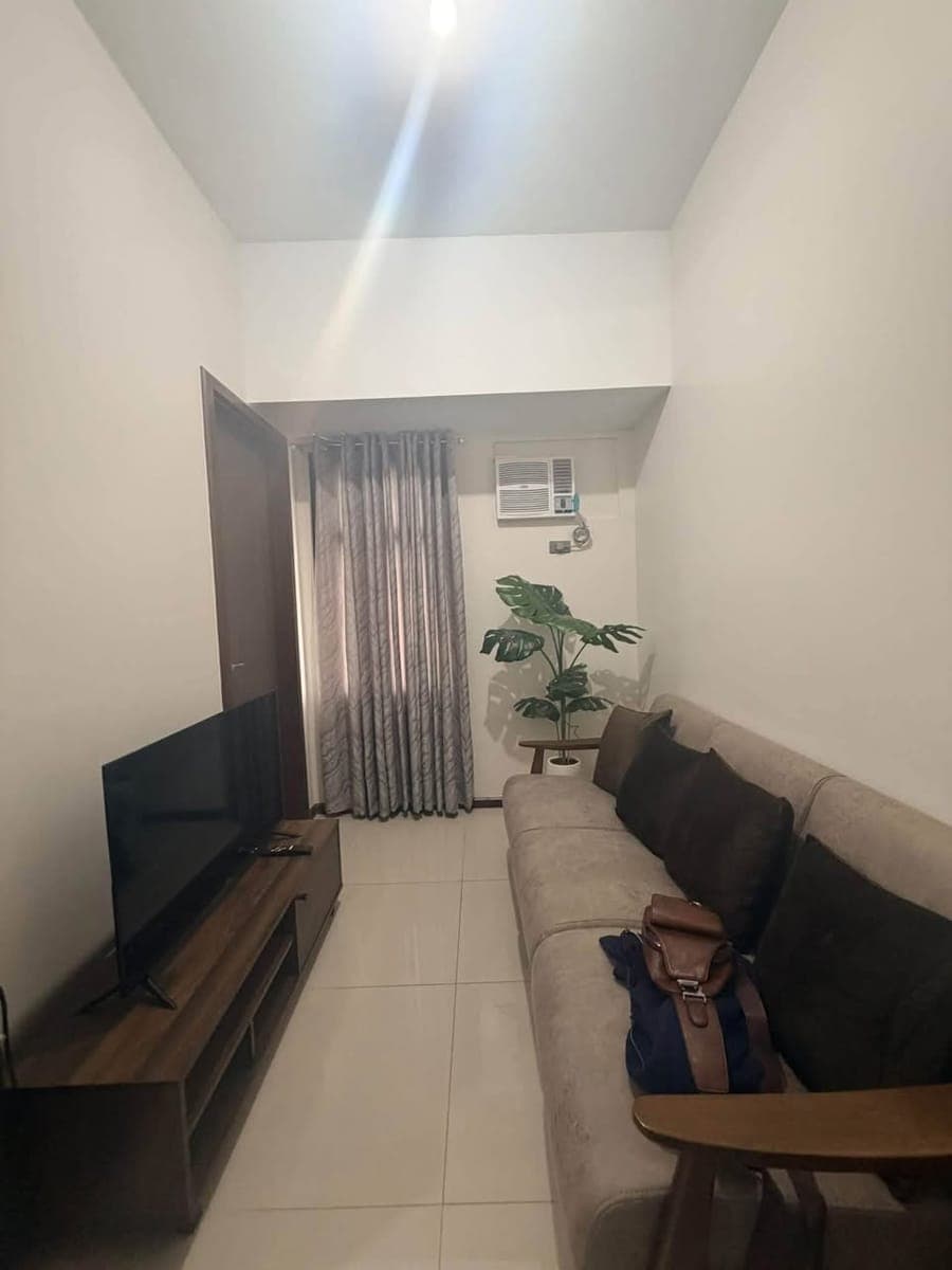 â¨SMALL PET ALLOWED | 1-BEDROOM CONDO UNIT FOR RENT IN GALLERIA RESIDENCES CEBU CITY - photo 1