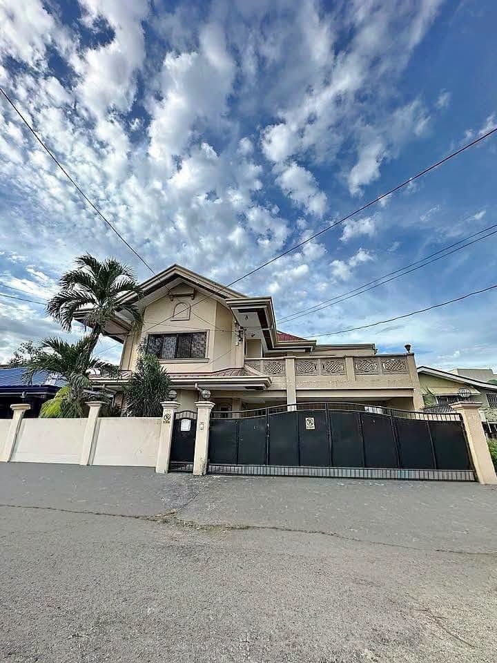 ๐
๐จ๐ซ ๐๐๐ง๐ญ ๐๐ฉ๐๐๐ข๐จ๐ฎ๐ฌ 4 Bedroom ๐๐จ๐ฎ๐ฌ๐ ๐๐ง๐ ๐๐จ๐ญ with Spacious Parking in ๐๐ ๐
... - photo 1