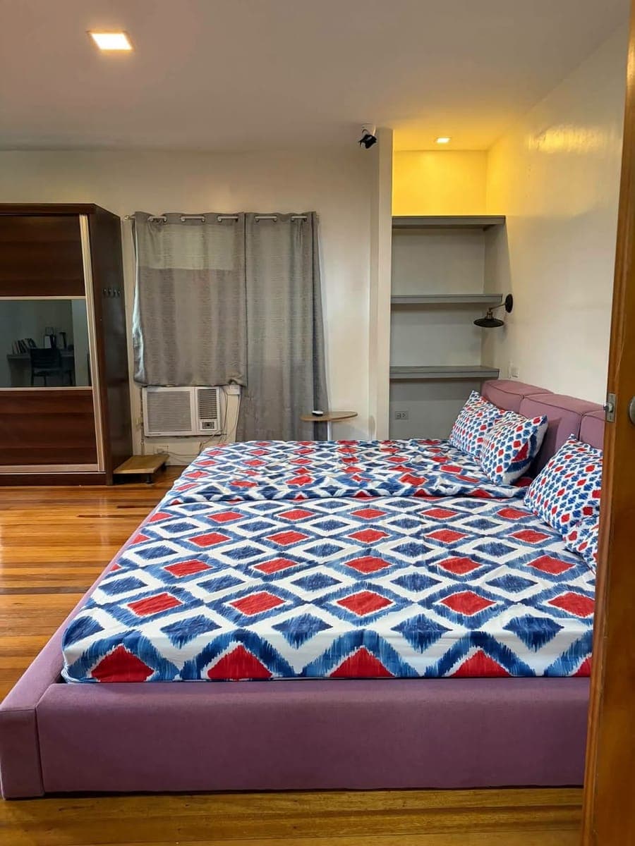 👉5 BEDROOMS SINGLE DETACHED HOUSE AND LOT FOR in BANILAD - photo 1