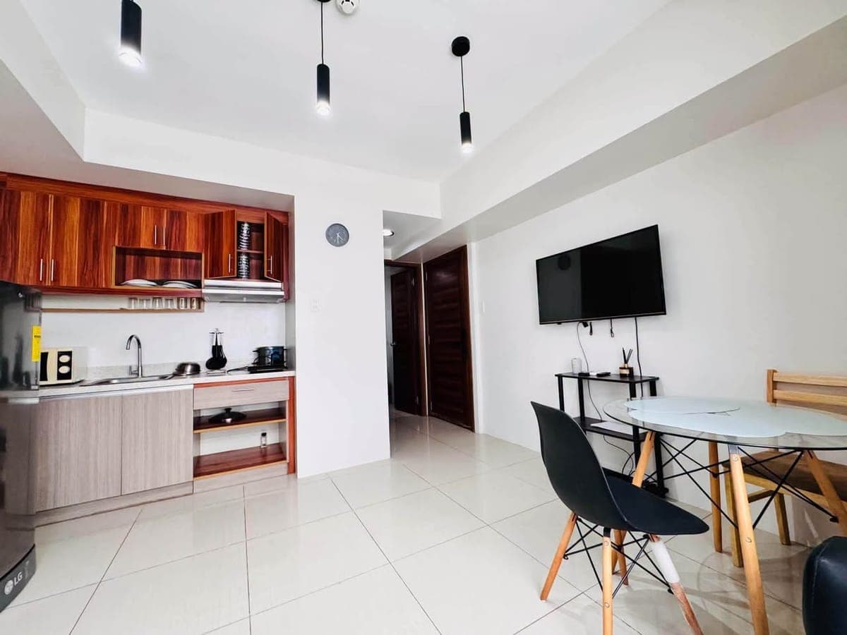 π
ππ ππππ: #π³π» 1-Bedroom Corner Unit β Horizons 101β¨ - photo 1