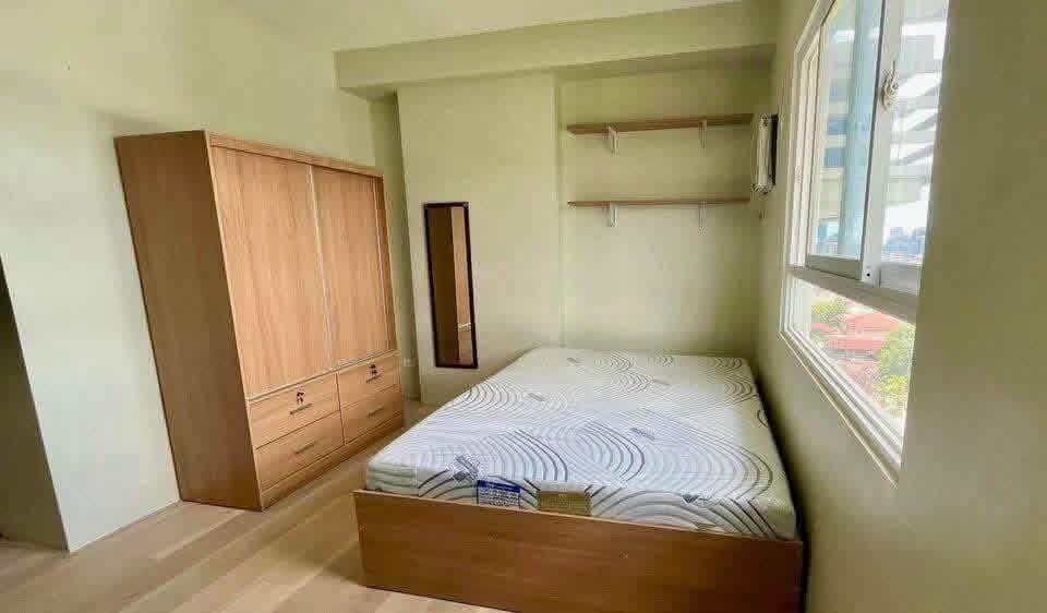 FOR LEASE: Furnished Studio Unit in Lahug (Near Cebu IT Park) - photo 1