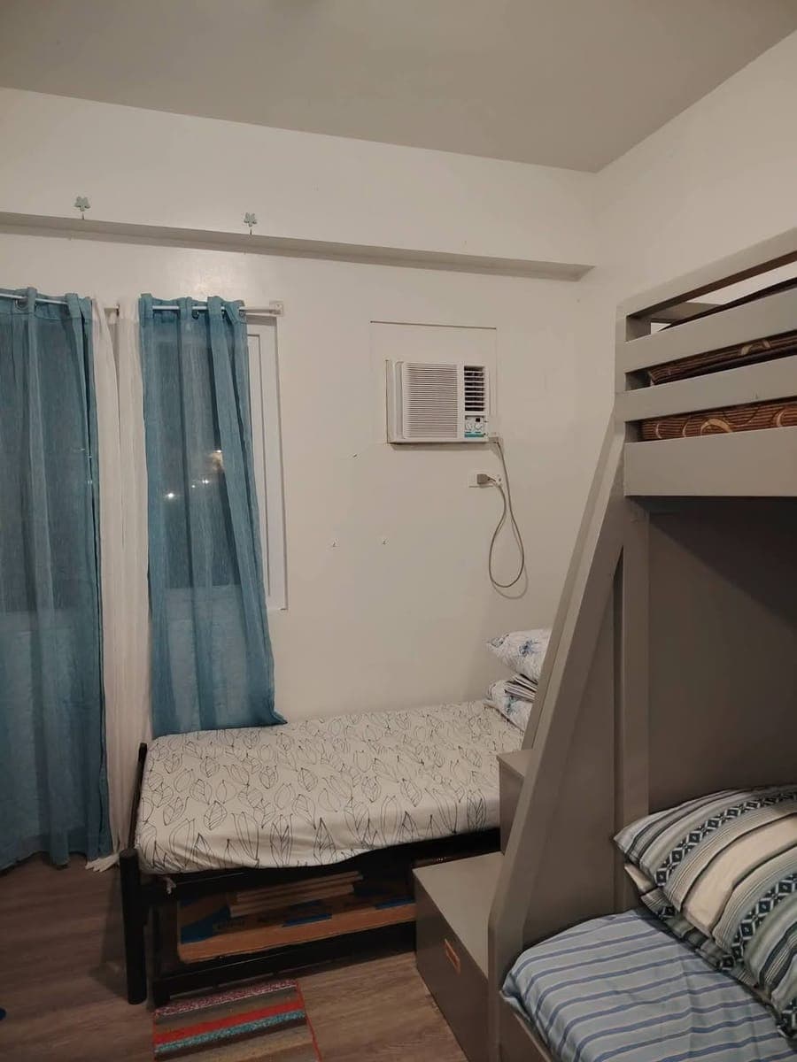 4 to 5 pax Studio Unit for Rent Near Cebu Doc, Chong Hua Fuente and Sotto for long term lease only p... - photo 1