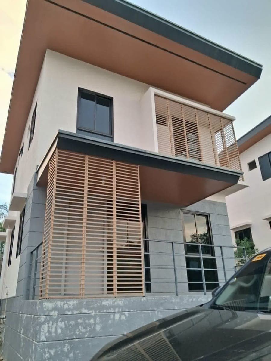 🏡 HOUSE FOR RENT TWO-STOREY IN CEBU CITY - photo 1