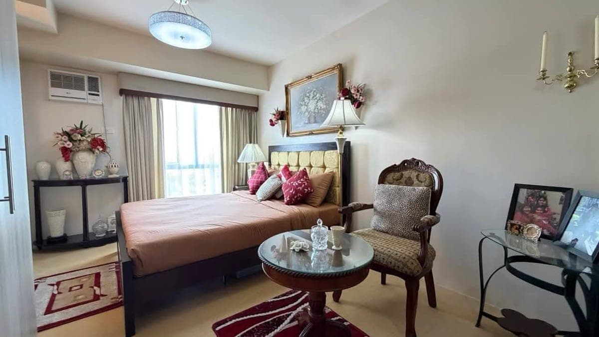 FOR RENT : 2BR UNIT IN IT PARK CEBU - photo 1