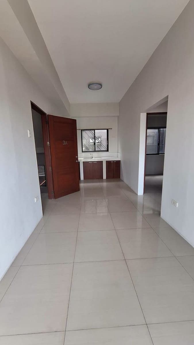 APARTMENT UNITS FOR RENT – - photo 1