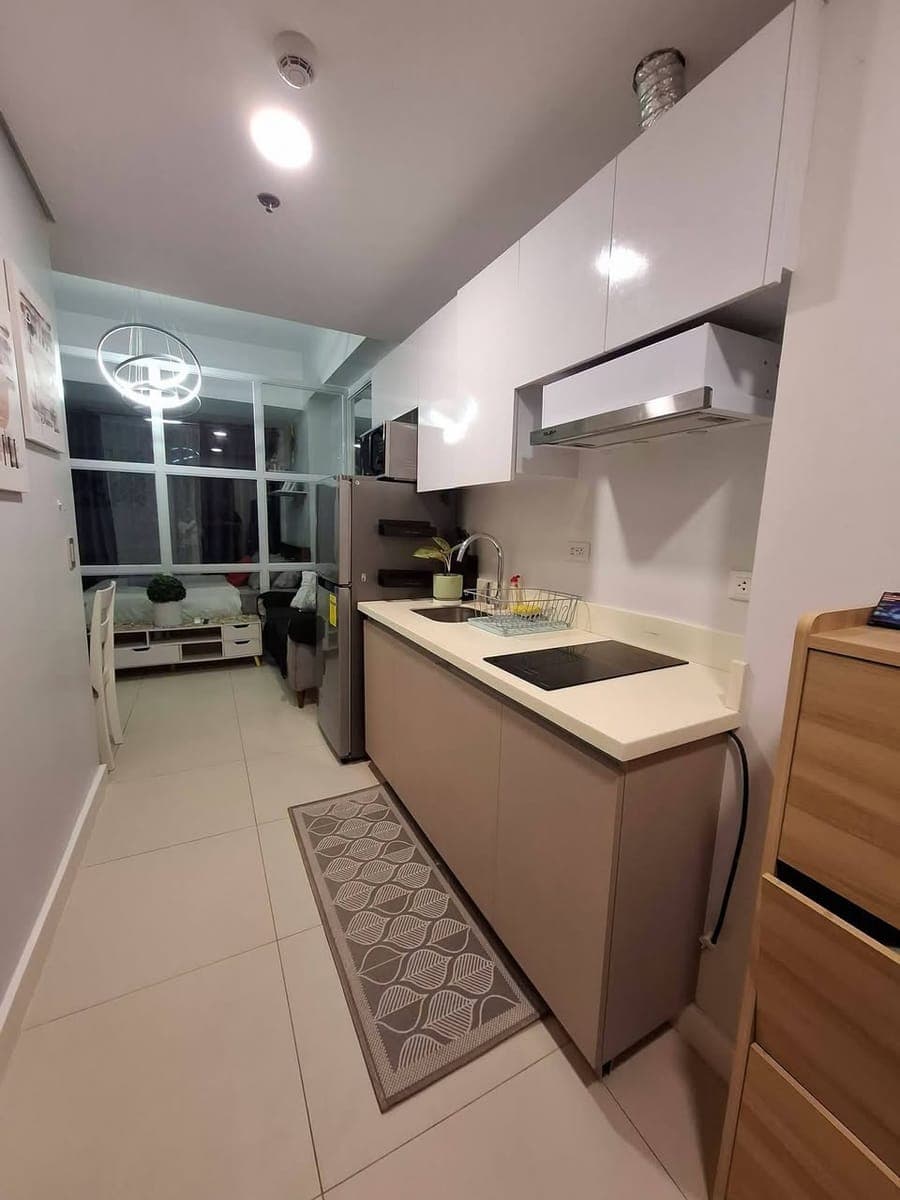 FOR RENT – Fully Furnished Studio - photo 1