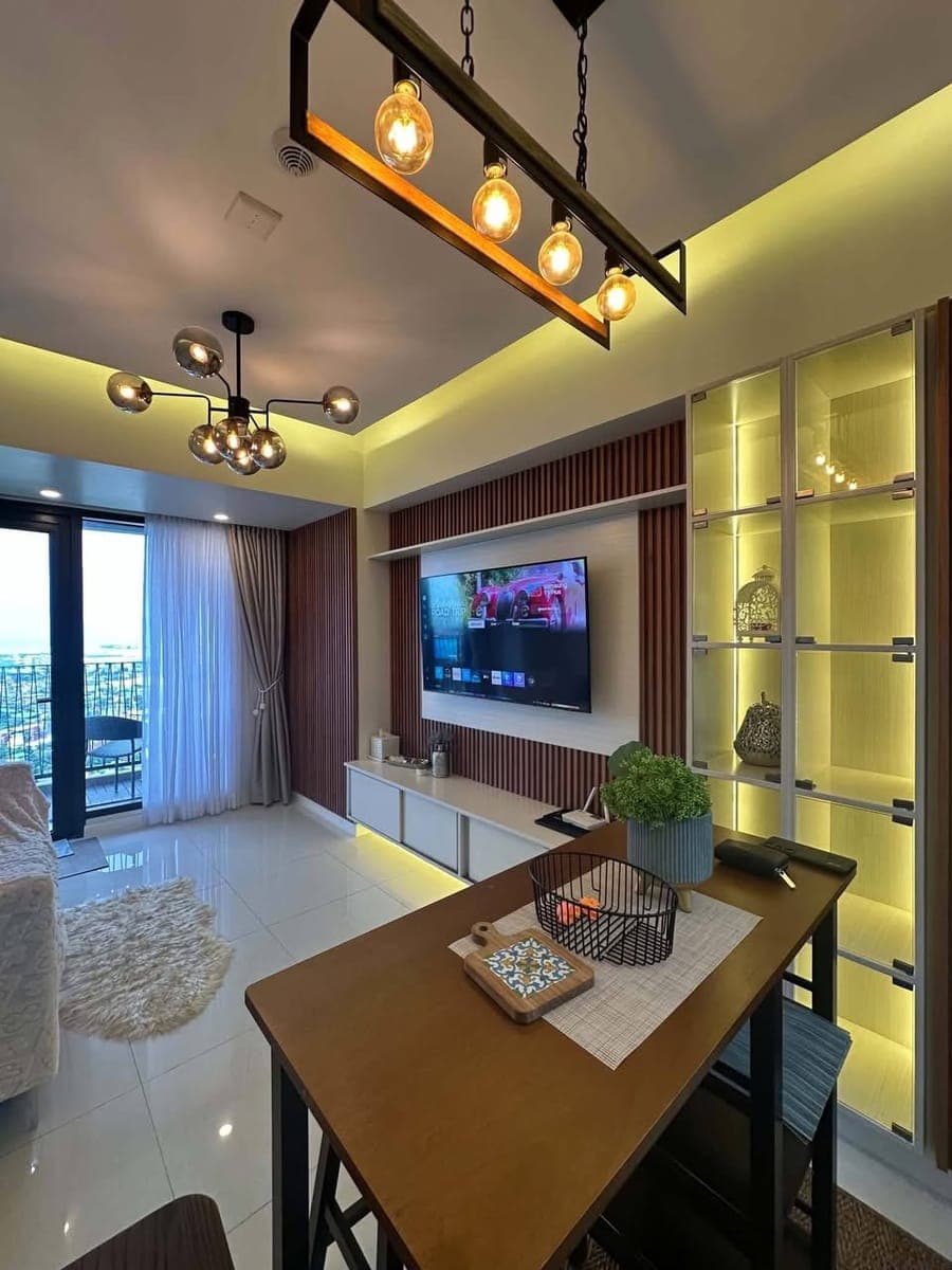 # *For Rent: 1 Bedroom Unit with balcony at Mandani Bay Suites, Tower 2 : ****50,000/month*** - photo 1