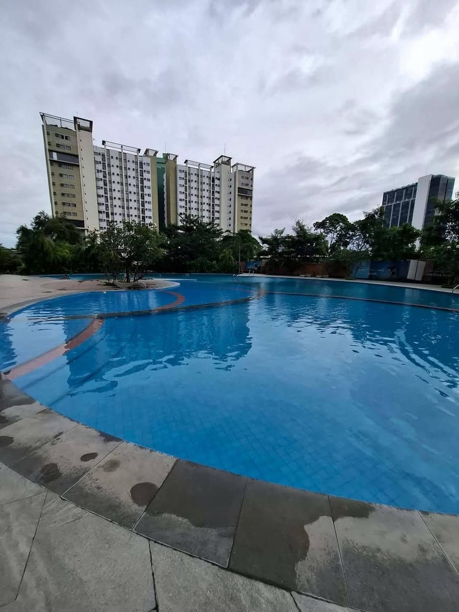 โจ **HIGH-FLOOR FURNISHED STUDIO WITH BALCONY ** - photo 1
