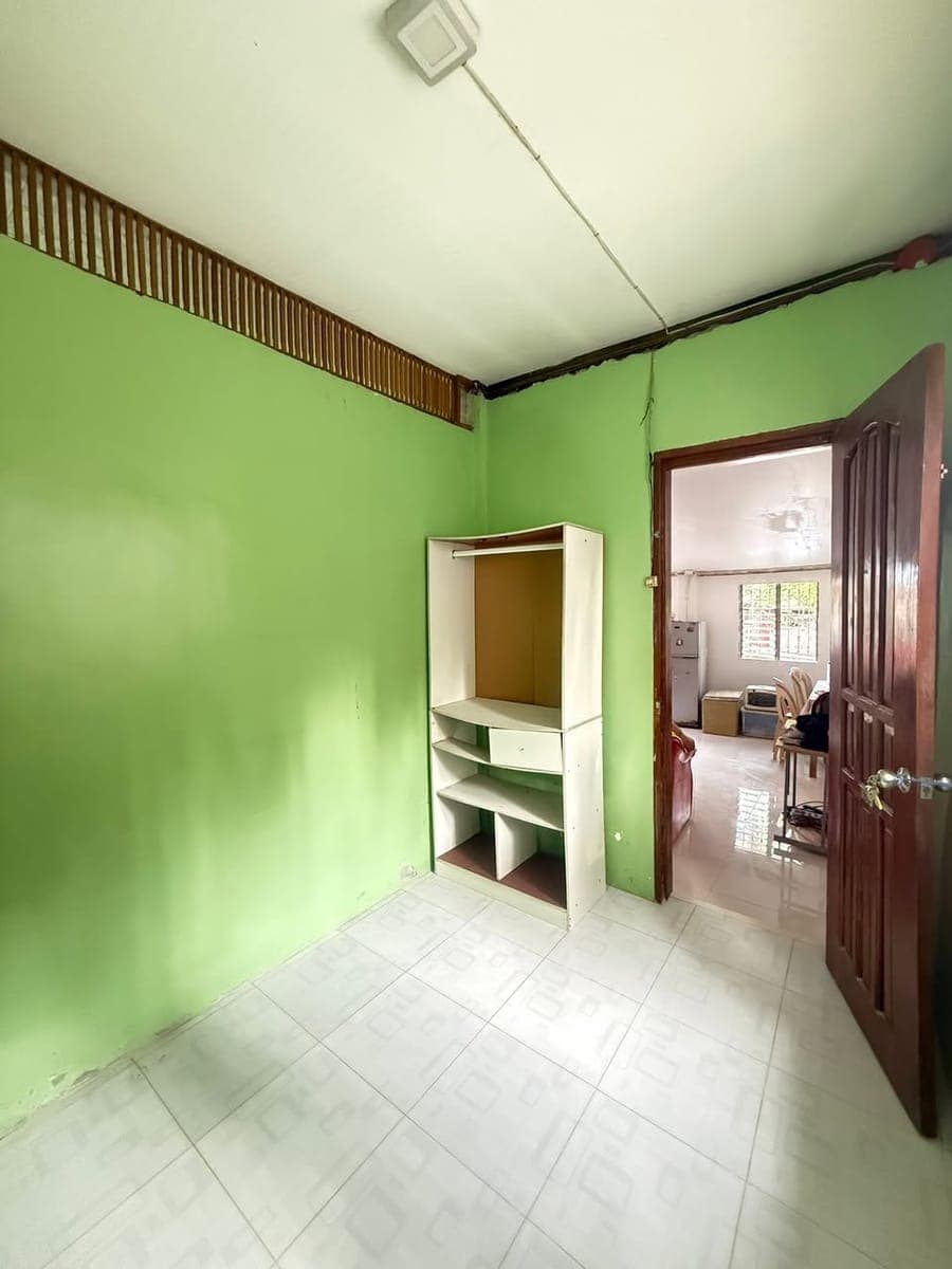 220sqm HOUSE FOR RENT w/ 3 bedrooms and motor parking - photo 1