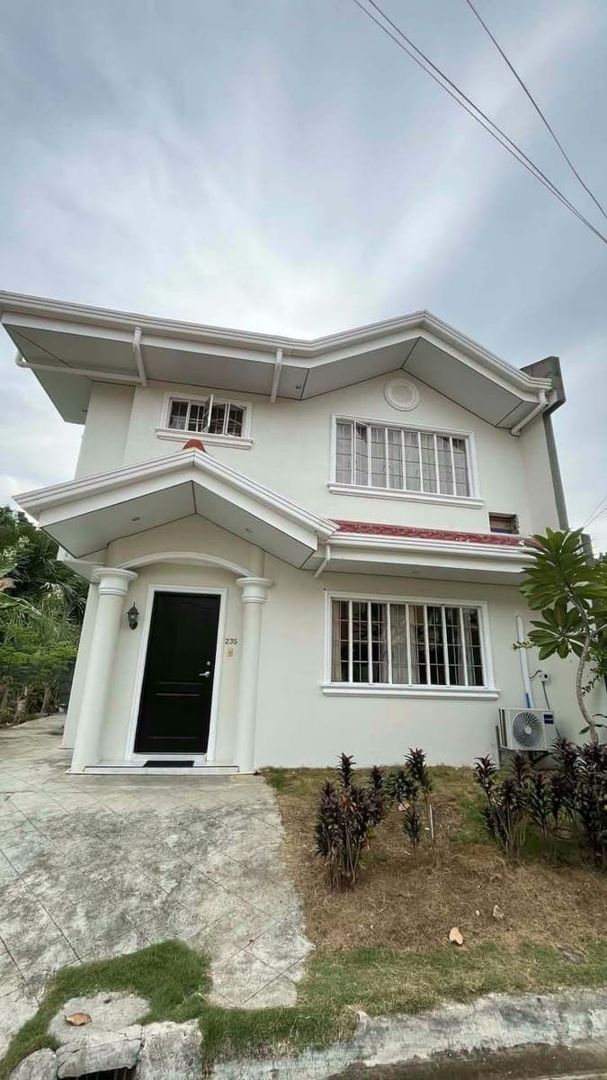 House for Rent ylaya talamban Cebu city - photo 1