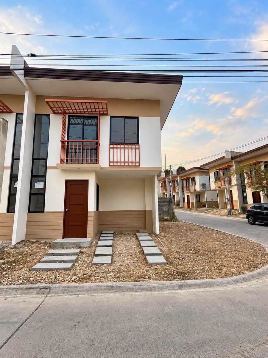 ✨ FOR RENT: 3BR TOWNHOUSE AT CASA MIRA SOUTH (SAN FERNANDO SIDE) ✨ - photo 1