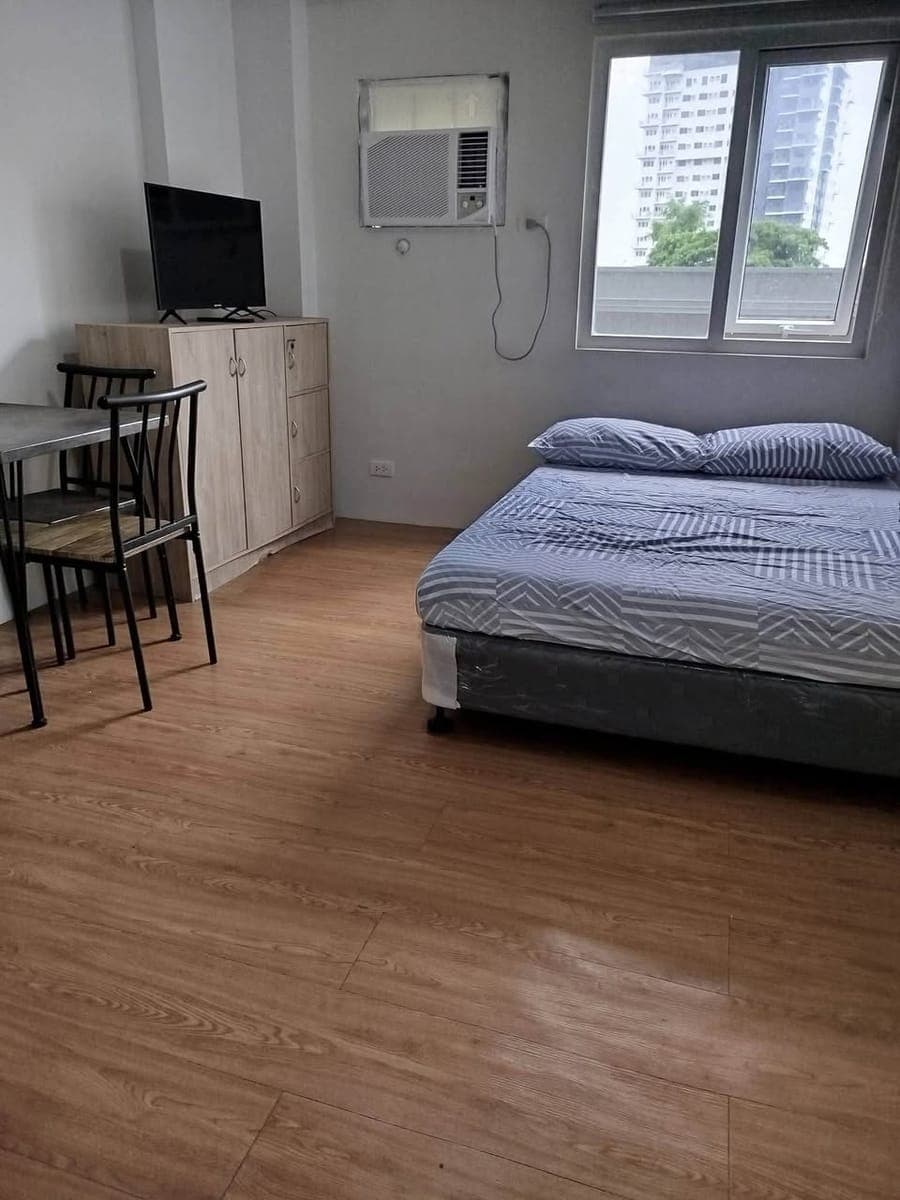 Symfoni Nichols Guadalupe Condo for Rent- 16k only (near banawa, capitol, fuente)โผ๏ธ - photo 1