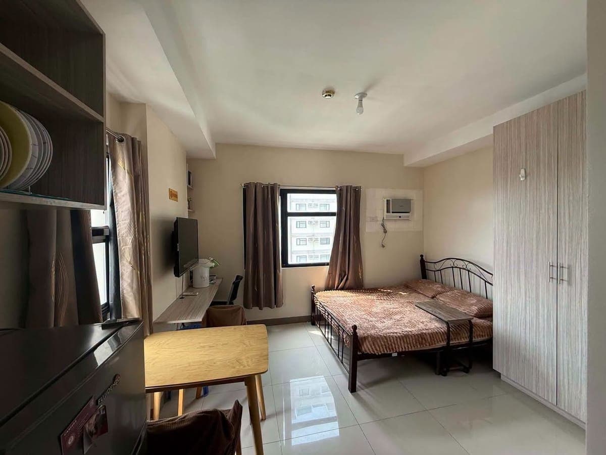 For rent! 18k/month fully furnished studio unit in Casamira Labangon, Cebu City - photo 1
