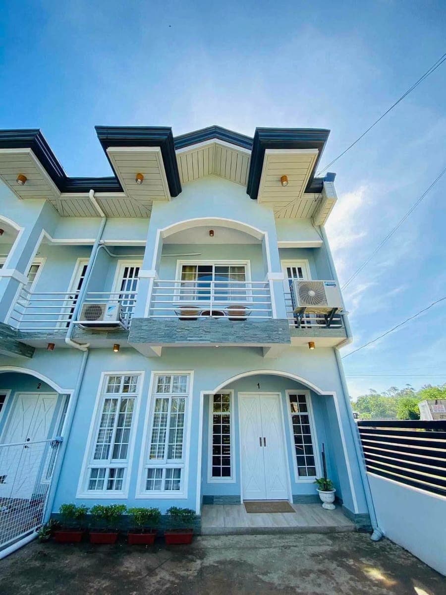 ๐ก FULLY FURNISHED TOWNHOUSE FOR RENT ๐ก - photo 1