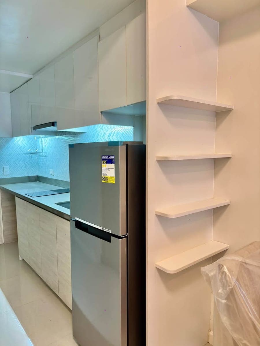 For Rent Studio Unit in Mandani Bay Suites T2 - photo 1