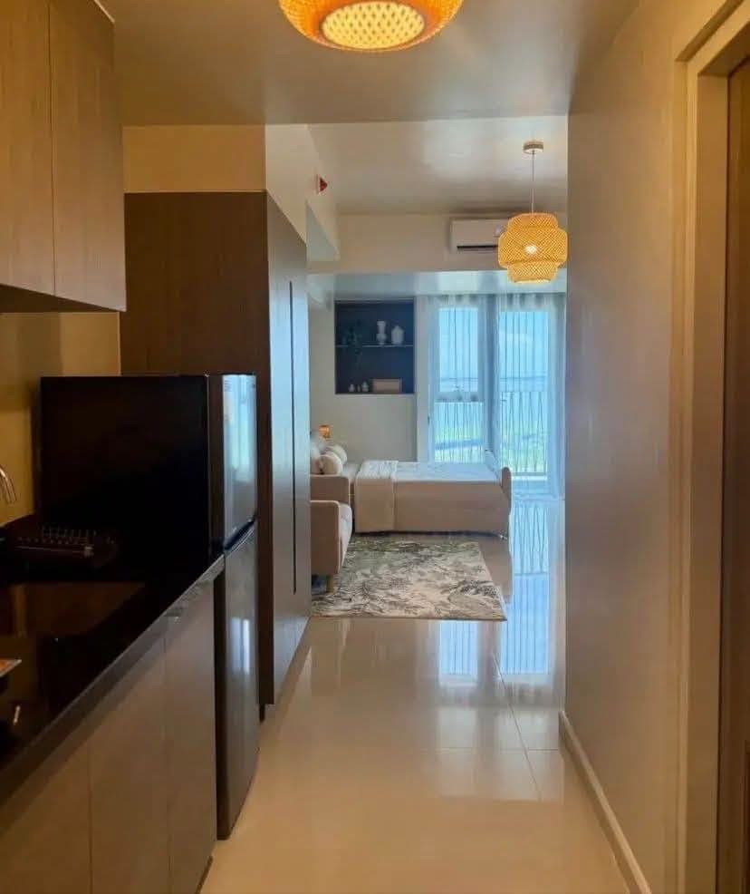 For Rent: Avida Tower 1 | 22nd Floor - photo 1