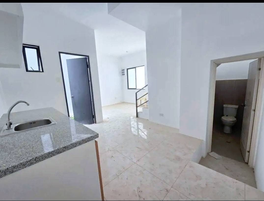🏡 For Rent – ACROPOLIS TALAMBAN, CEBU CIT - photo 1