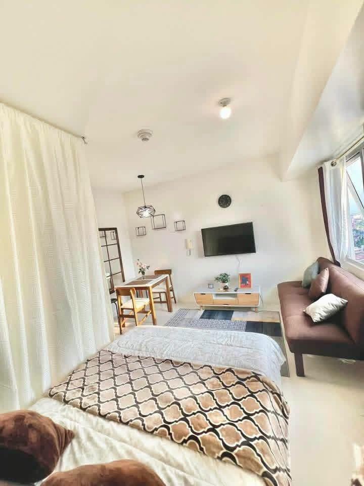 ✅ NOW AVAILABLE FOR RENT | Fully Furnished Spacious Studio Unit ₱25K/mo including dues ✅ - photo 1