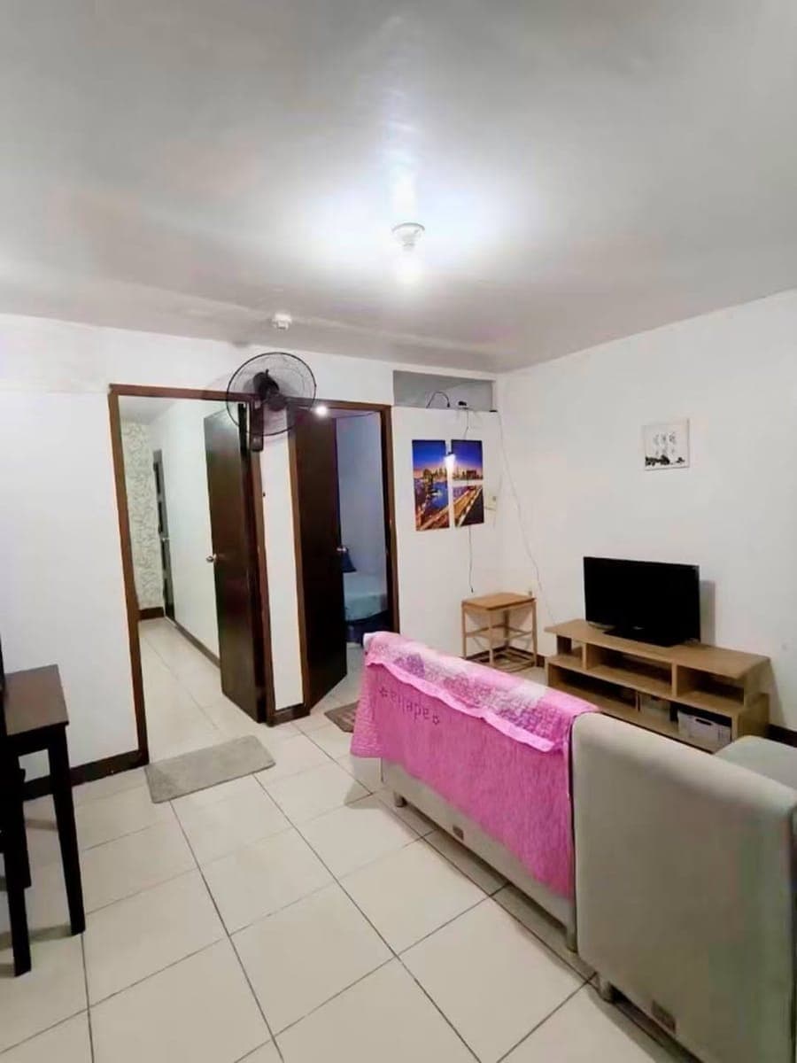 For rent Condo Unit 2 Bedroom.bldg 11 - photo 1