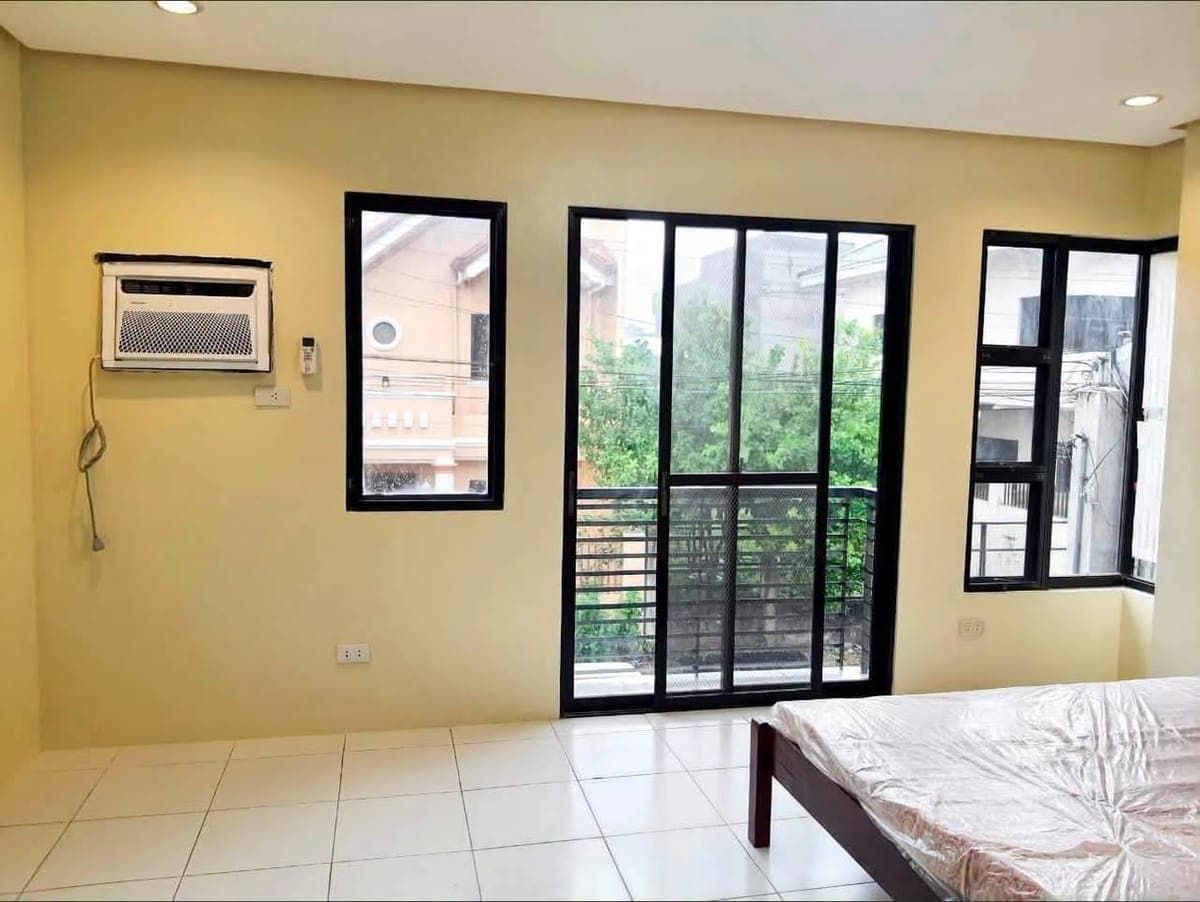 4Bedrooms house for rent in talamban - photo 1